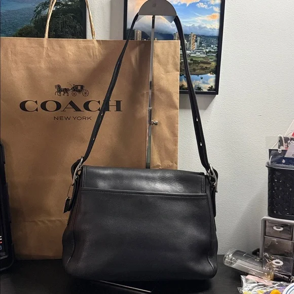 COACH Vintage Legacy Flap Bag - Picture 4 of 16